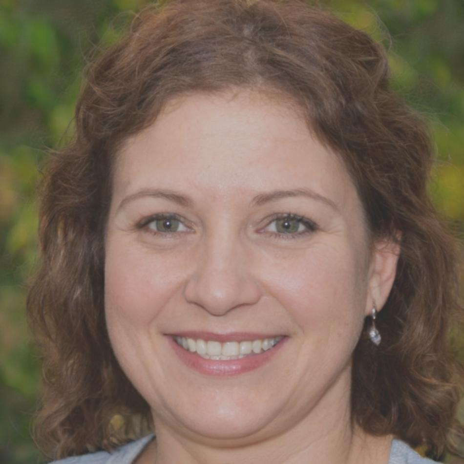 Siobhan Kavanagh teaching investment courses